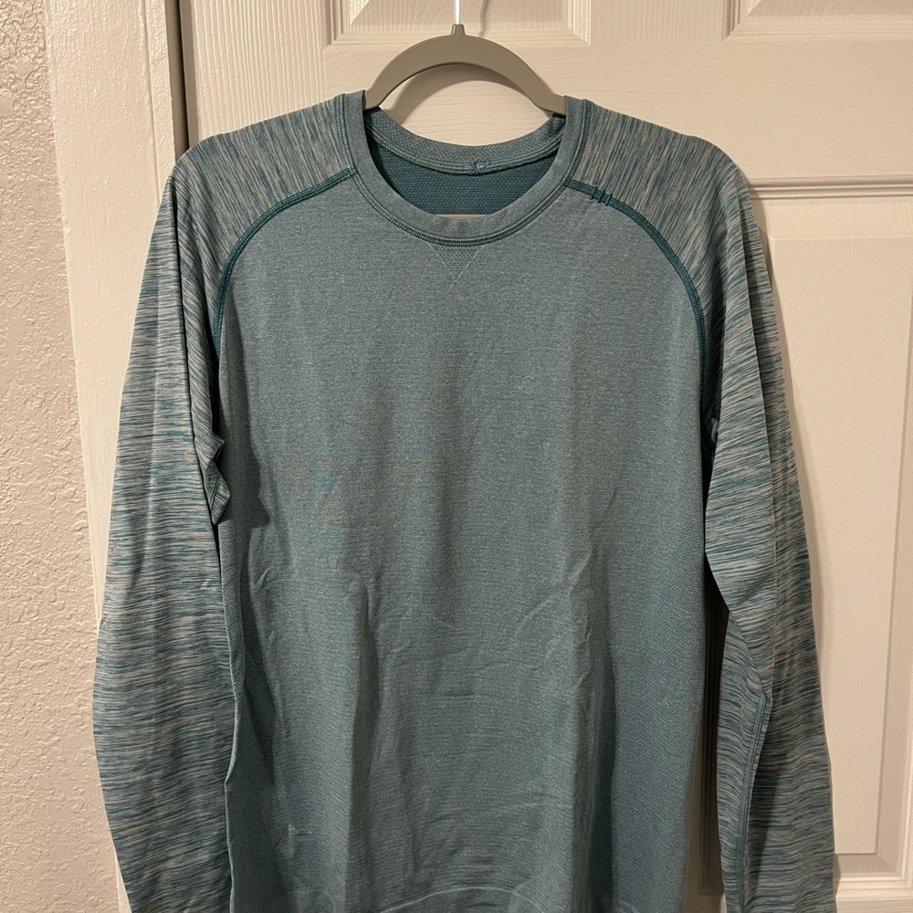 Lululemon Athletica | Blue Long Sleeve Performance Tee | m